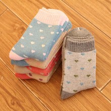 新款女羊毛袜 爱心加厚女士兔羊毛袜 冬季保暖毛圈女袜批发