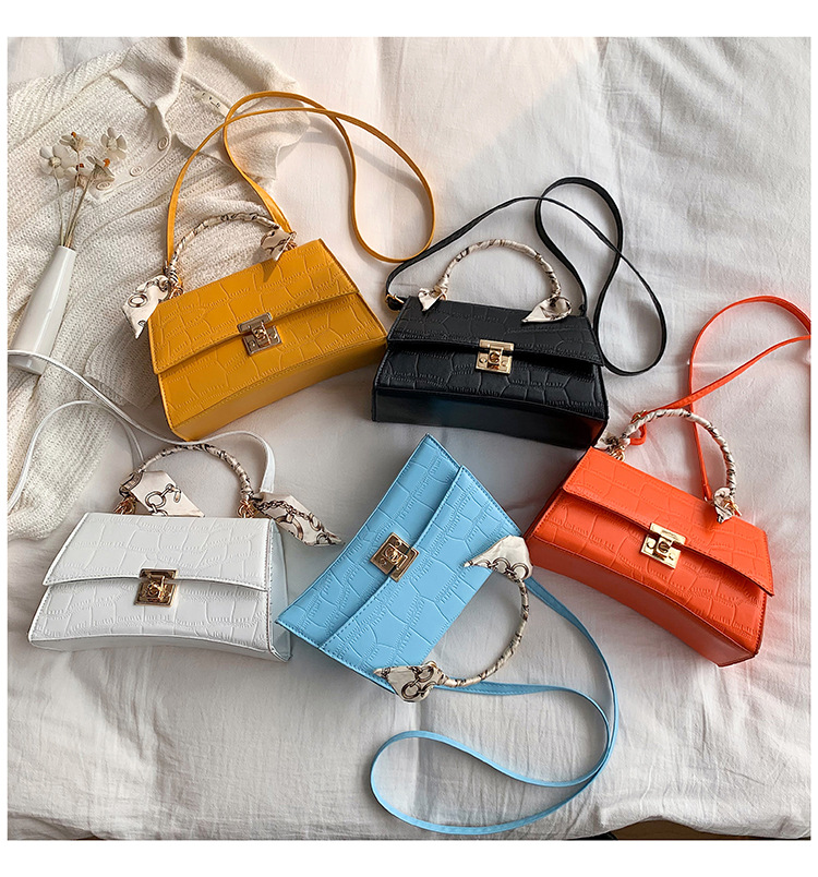 Fashion New Texture Chain Bag Western Stone Pattern Single Shoulder Messenger Small Square Bag display picture 3