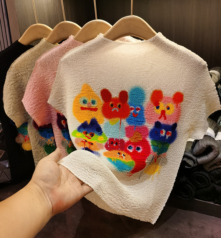 Áo thun nữ cổ đứng nhỏ tay ngắn in họa tiết hoạt hình nhiều màu mềm mỏng mùa hè — Màu xanh lục nhạt, Màu đen, Màu hồng nhạt, Màu trắng nhạt chi tiết 1