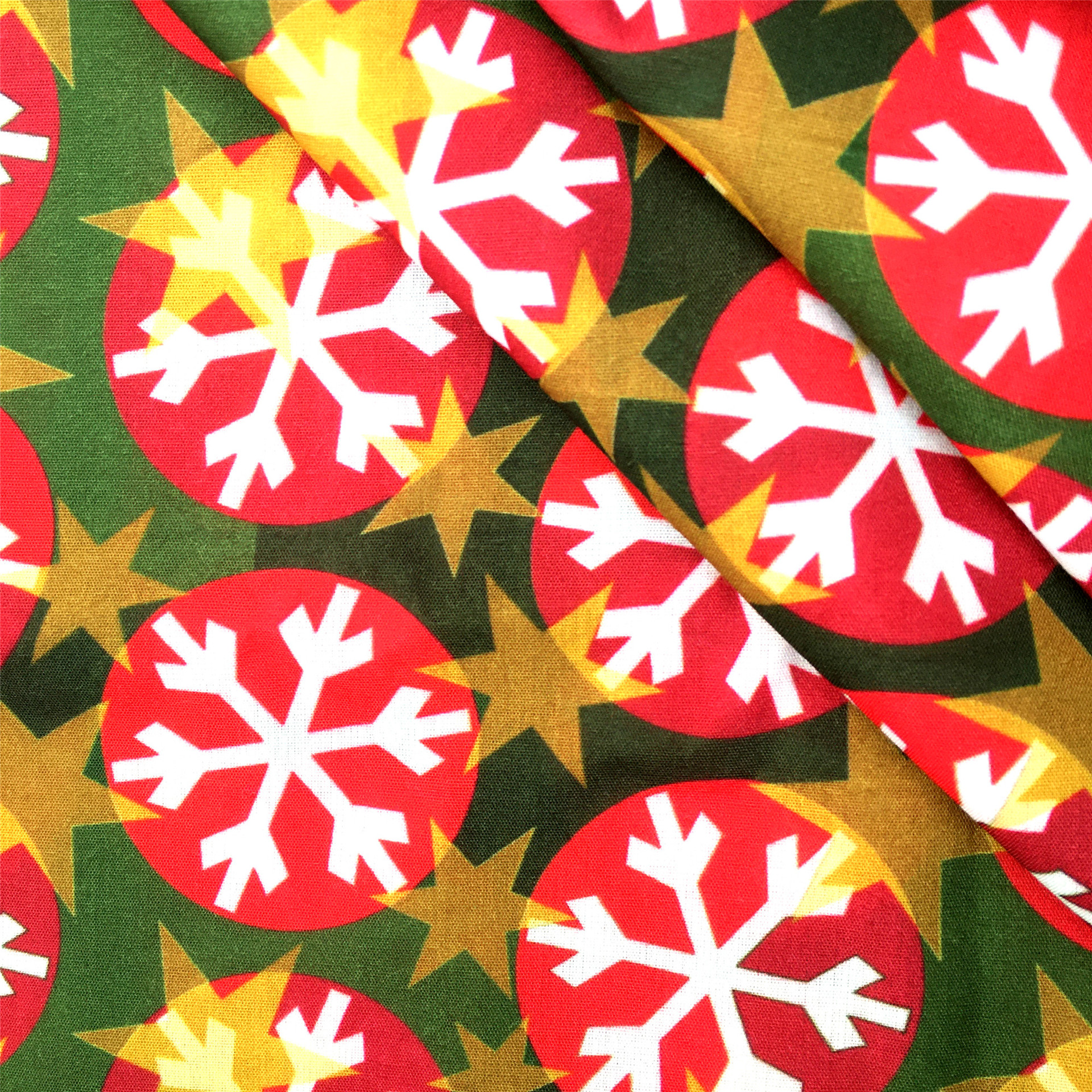 クリスマス雪花模様の薄いポリエステル綿や四面弾ニット生地のプリント生地手作りdiyシャツスカート服装生地