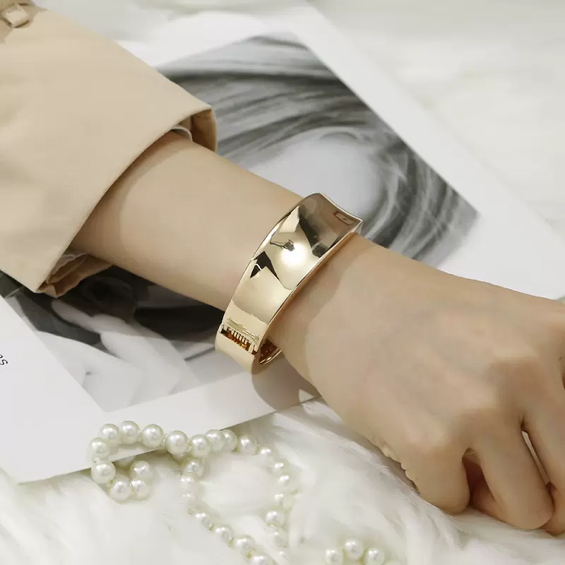 欧美ins风跨境手镯时尚不规则电镀金不掉色手镯女高级感工厂批发