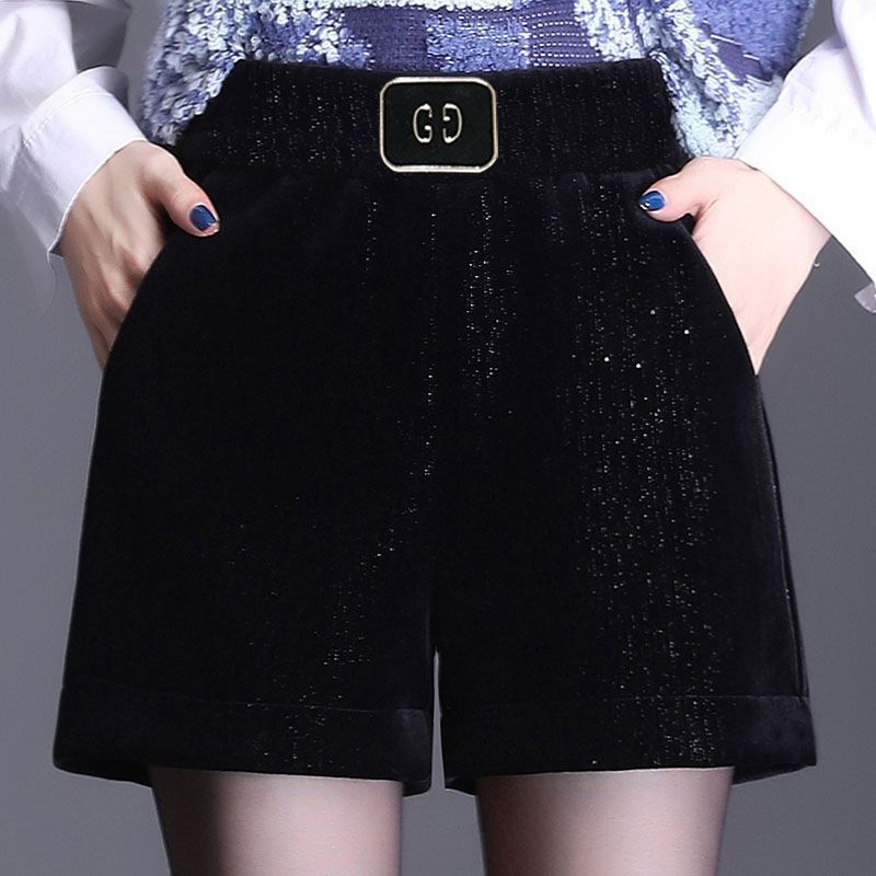 2025 Autumn and Winter New Style Velvet Thickeneded Chenille Shorts Women's Outer Wear Wide-Leg Pants Loose High Waist Large Size Slimming Look