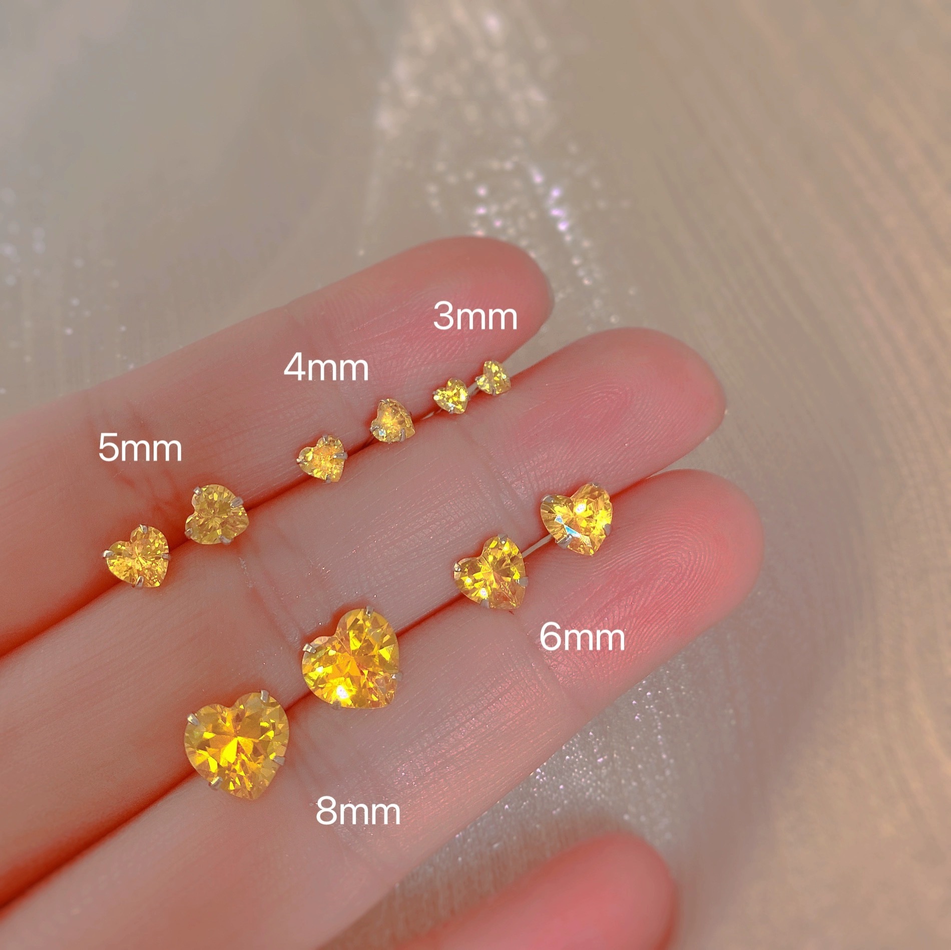 1 Pair 925 Sterling Silver 925 Sterling Silver Charms Round Heart Shape Ear Studs display picture 1