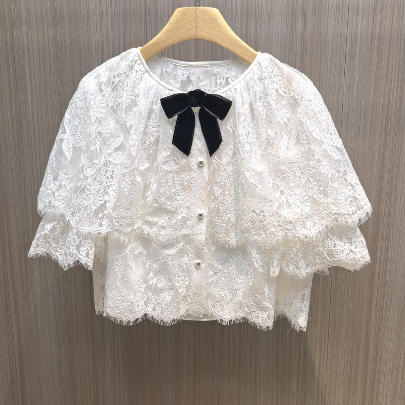 In Stock Shenzhen Nanyou 2026 Spring New White Lace Cape Top with Bowknot Doll Collar Short Cardigan