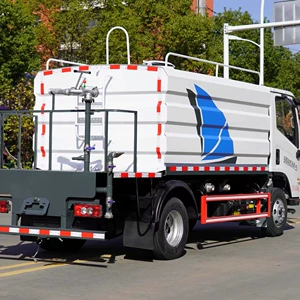 Çoxfunksiyalı Foton 7 tonluq toz təmizləyən maşın, 30/40m duman topu ilə