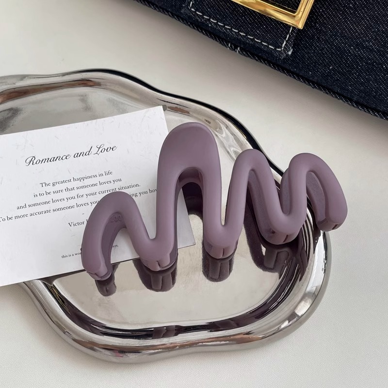 6 # 연한 보라색.