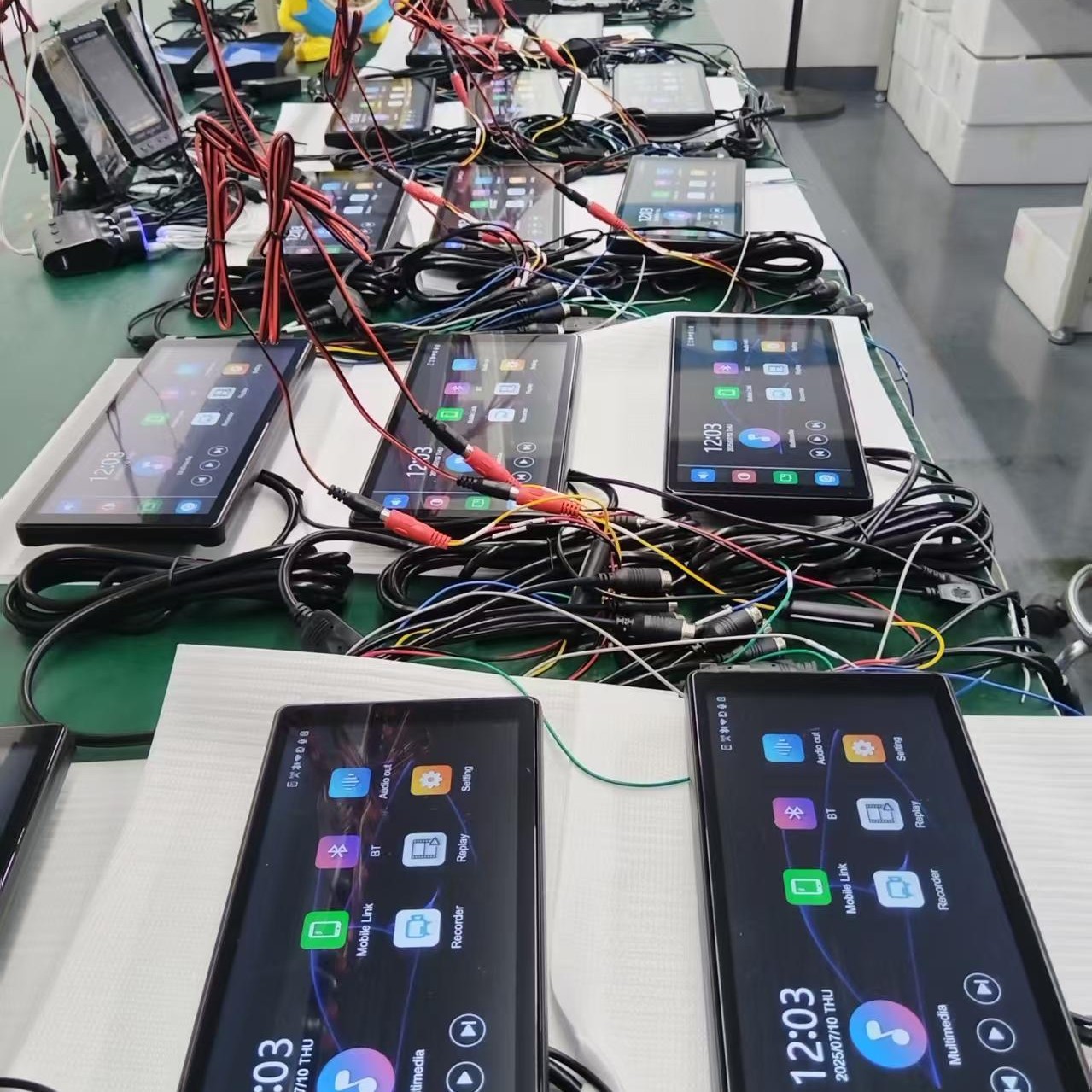 10.36 pulgadas tátil cuatro vías ciegas Carplay pantalla AHD1080P fábrica de cámara HD