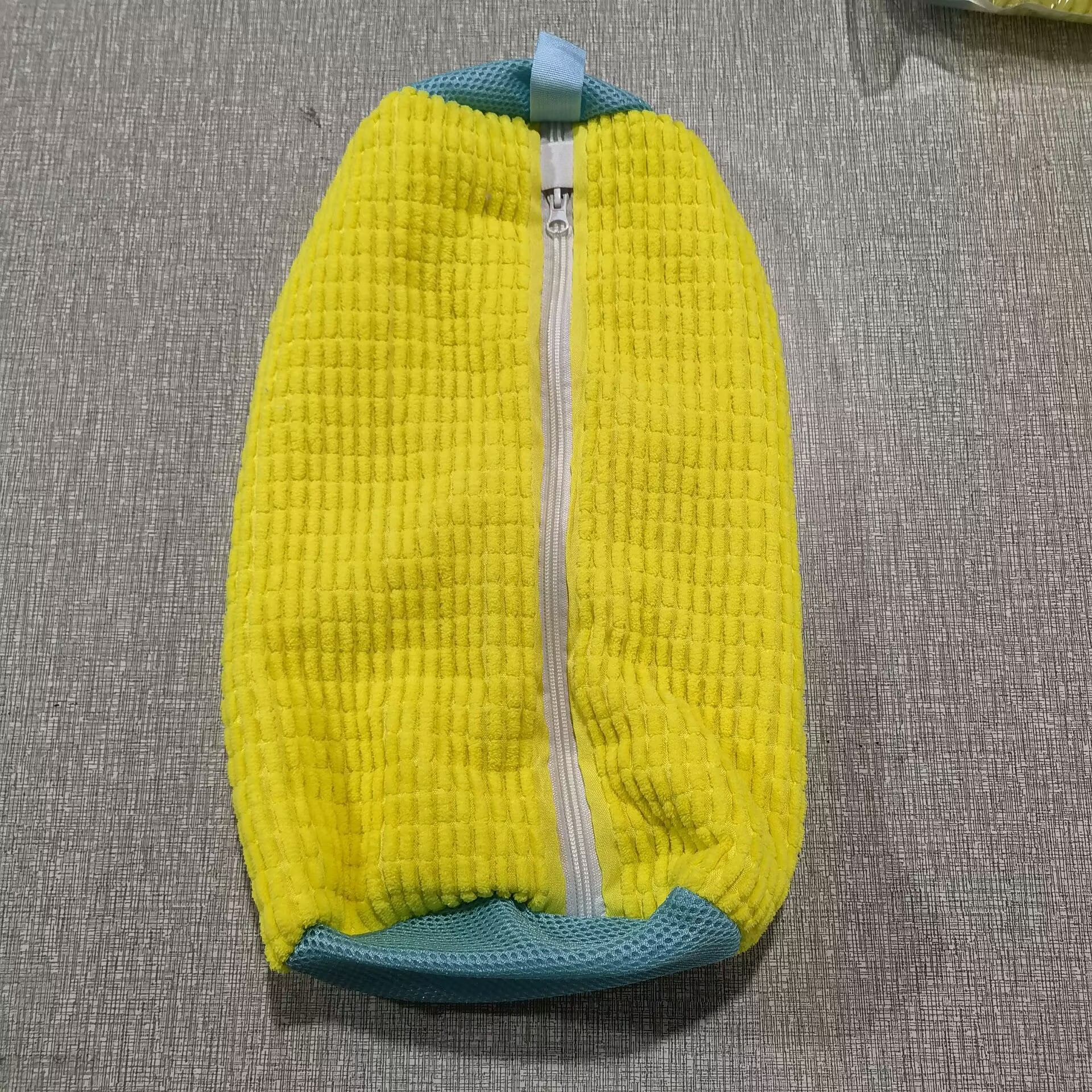 クロスボーダーシェニールレイジーシューズウォッシュバッグ洗濯機洗いが簡単で便利な再利用可能なスポーツシューズの変形防止