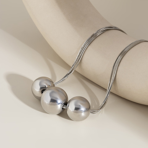 Cross-border European and American jewelry: Minimalist, trendy hip-hop punk-style necklaces—unique, personalized beaded chain necklaces for niche fashion lovers.
