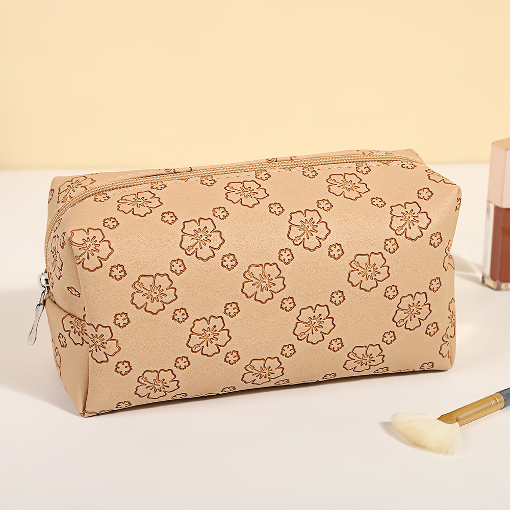 X-208-khaki length 19*width 9*height 10.5CM75g