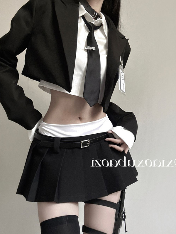 純粋な欲望のホットガール JK 制服スーツ女性の春と秋のショートシャツスーツジャケットコントラストカラーステッチショートスカート 3 点セット|undefined