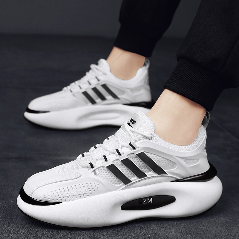 Fashionable sports casual footwear for students