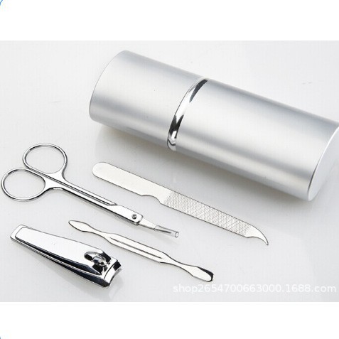 Venta al por mayor cortaúñas de acero inoxidable de 4 piezas cortaúñas multi-funcional tubo de aluminio traje de belleza salón de belleza traje de regalo