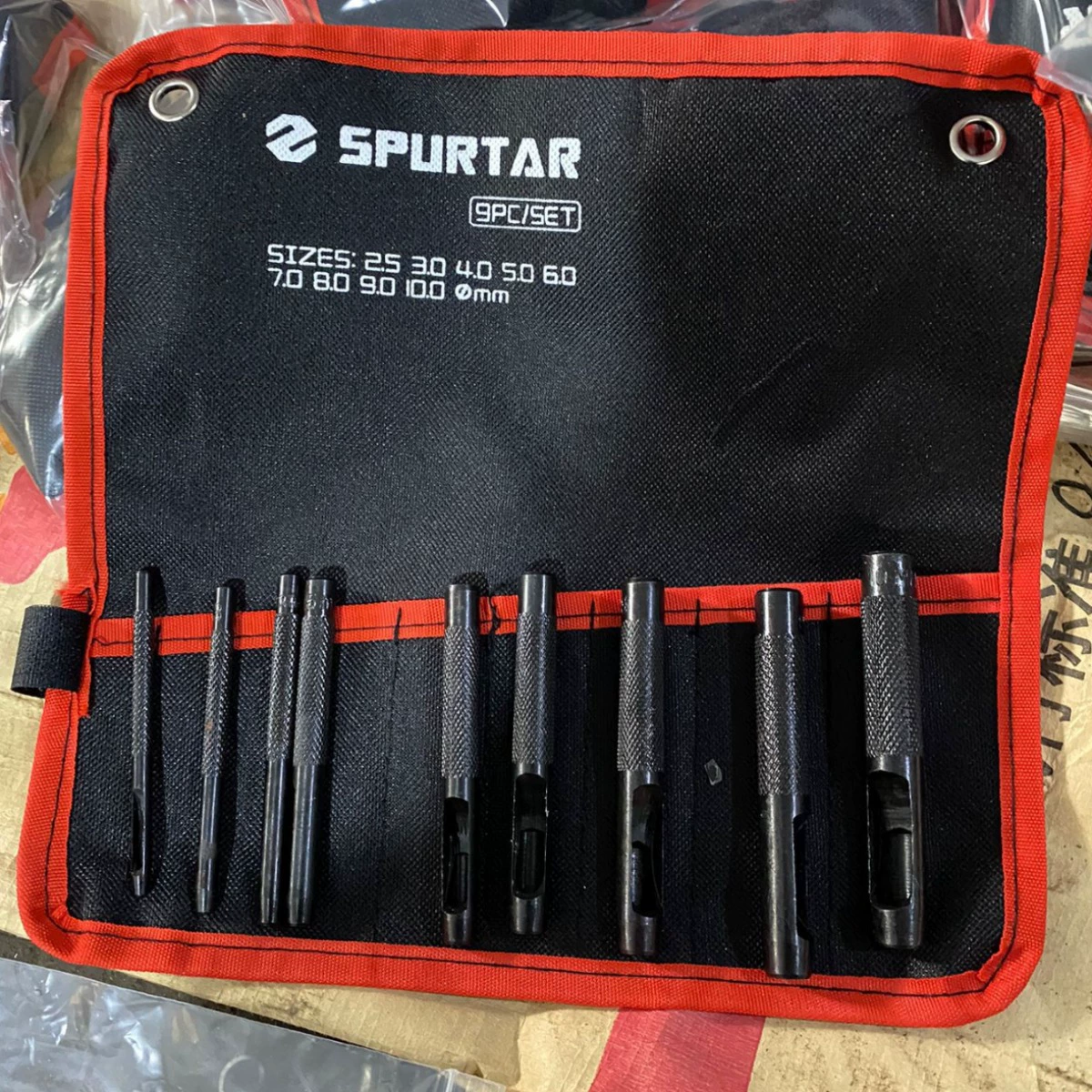 12 pieces of black strap