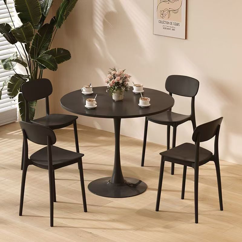白い北欧テーブルバルコニー円形交渉ミルクティーカフェテーブルと椅子の組み合わせ食卓チューリップ円卓食卓|undefined