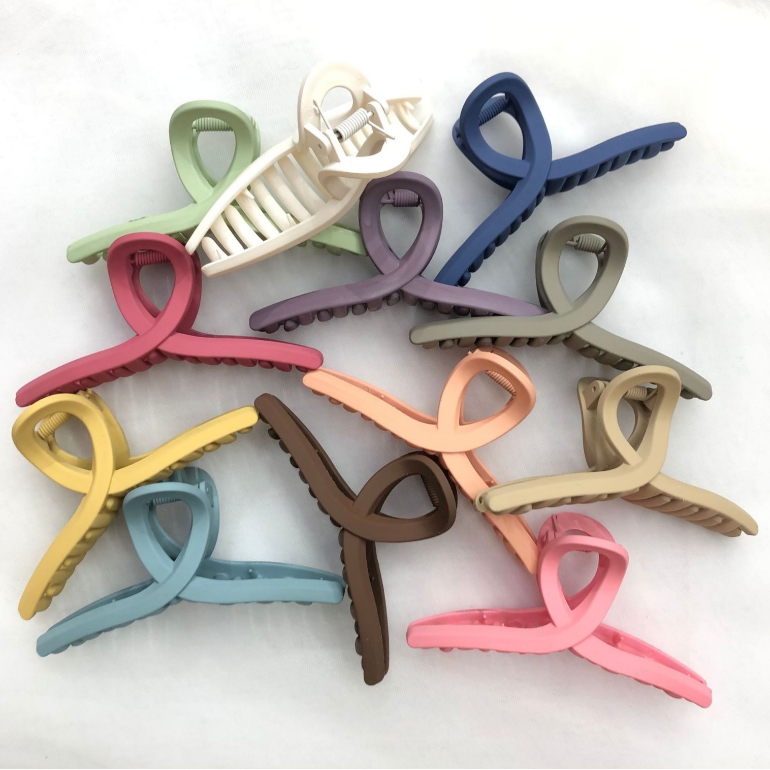 El otoño y el invierno de la pinza de pelo esmerilado retro color caramelo del pelo de nuevo la cabeza del clip de tiburón baño updo simple temperamento del pelo de agarre