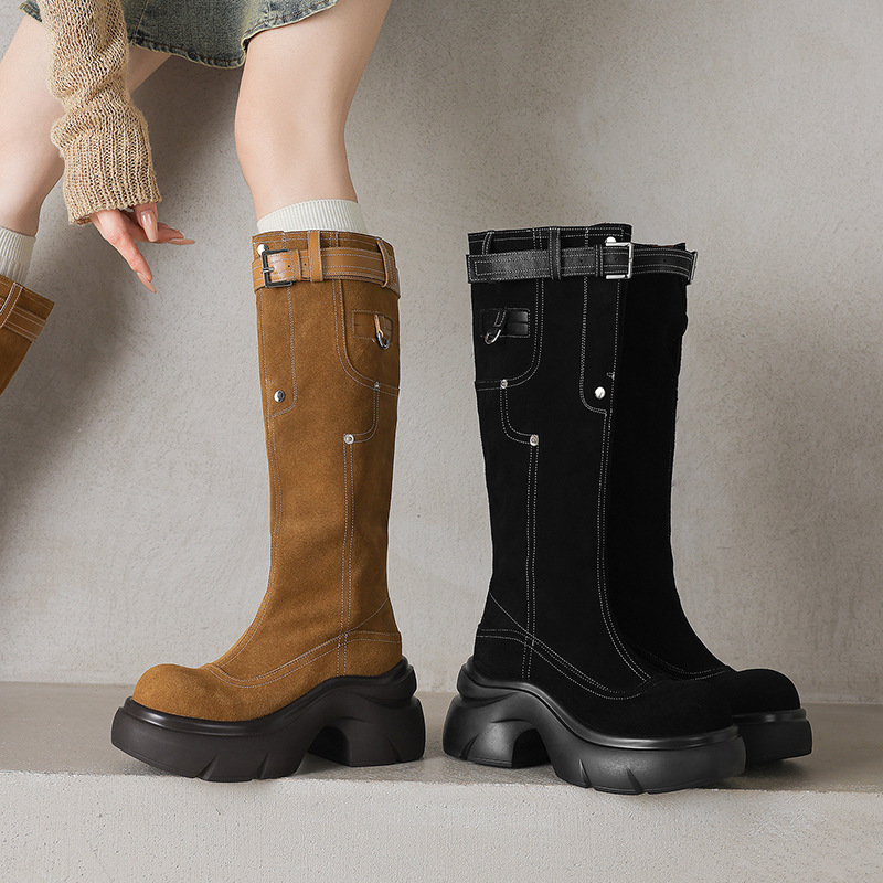 Boot nữ cao cổ hai kiểu mũi tròn đế dày phong cách Maillard da bò thời trang — Lớp lót nhung đen