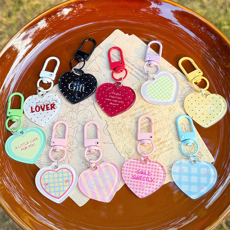 Cute doodle heart keychain, Instagram-style minimalist bag charm, DIY bead phone chain accessory, gift ornament Cute doodle heart keychain, Instagram-style minimalist bag charm, DIY bead phone chain accessory, gift ornament
