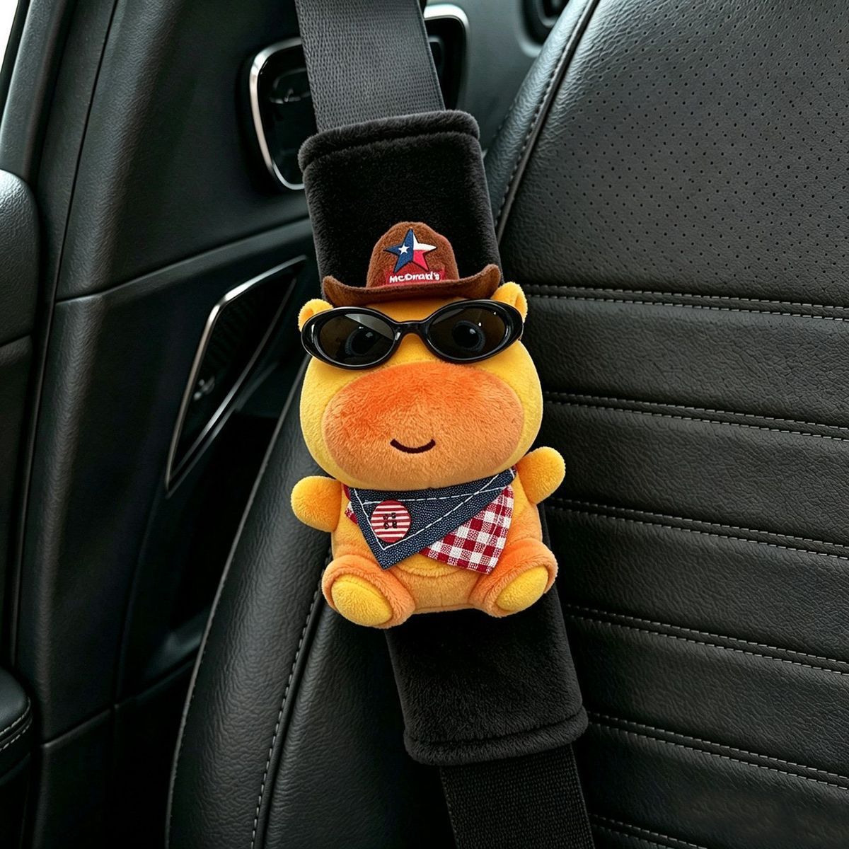 Capybara Lulu Car Seatbelt Shoulder Pads for Couples, Car Seatbelt Anti-Wear Covers, Interior Decorations
