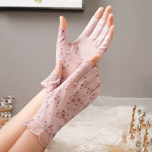 Summer New Style Korean-style Sunscreen Gloves Women's Lace Hollow-out Non-slip Driving Stretch Half-finger Gloves for Women