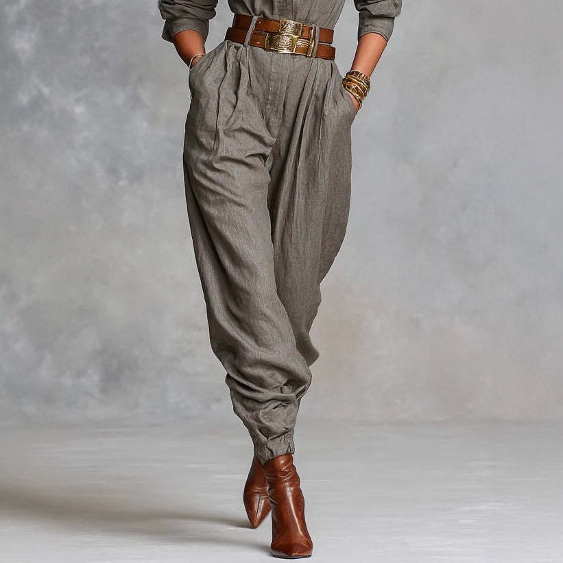 Tuta donna elegante con colletto a camicia e maniche lunghe_voghion.com