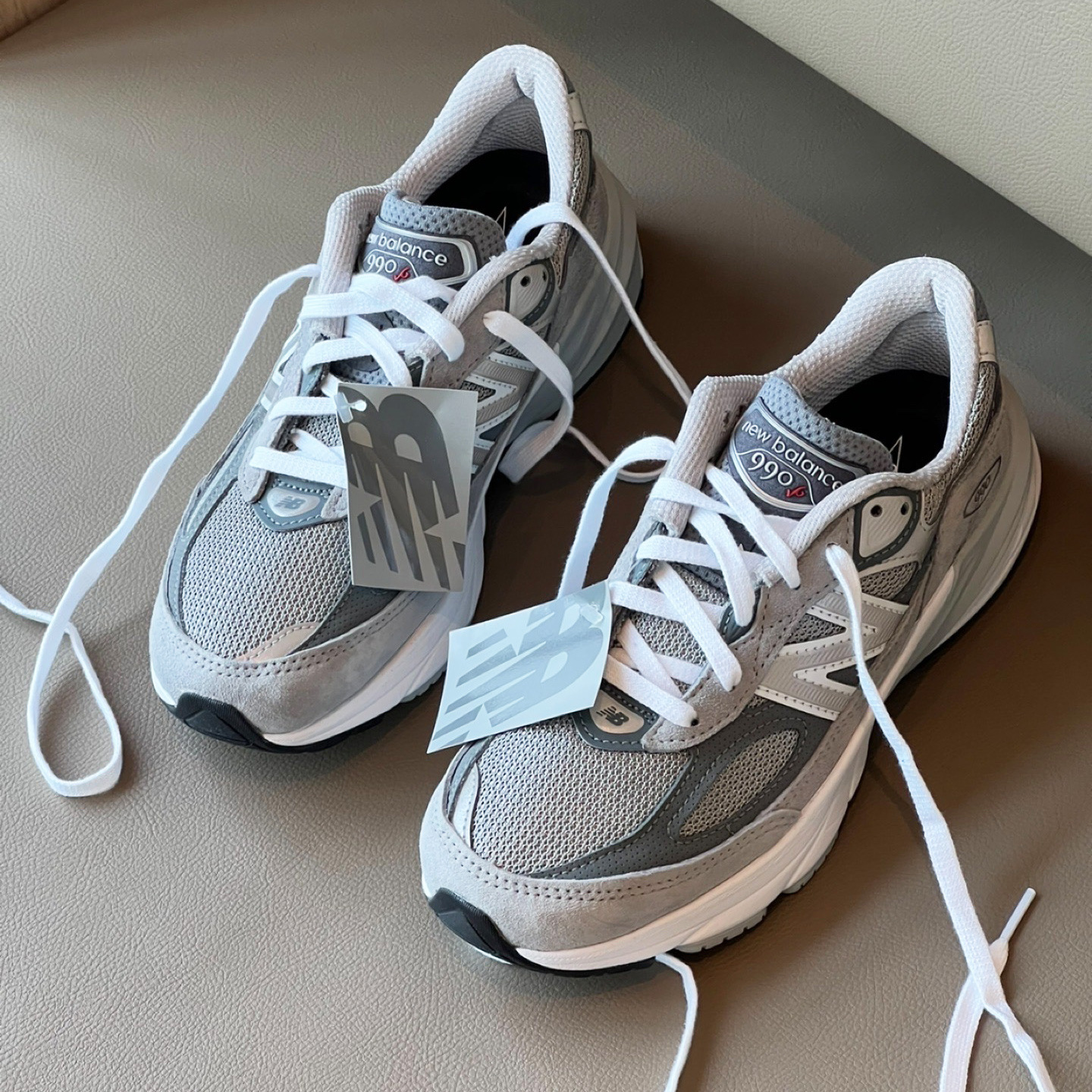 Kişi və qadın üçün New Balance 990V6 idman ayaqqabısı