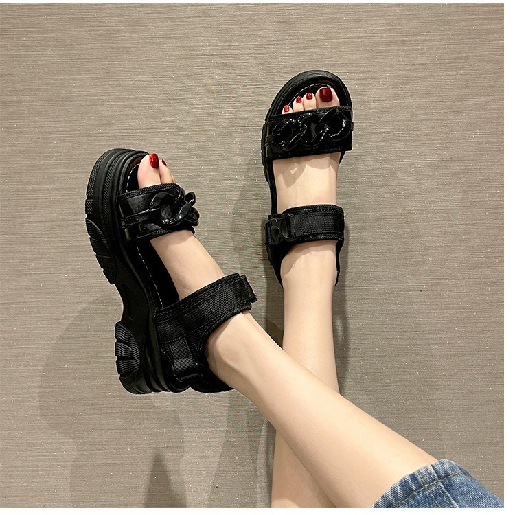 Sandalias deportivas para mujer verano nueva plataforma talón plataforma cadena estilo coreano velcro zapatos romanos sandalias de playa de una palabra de moda