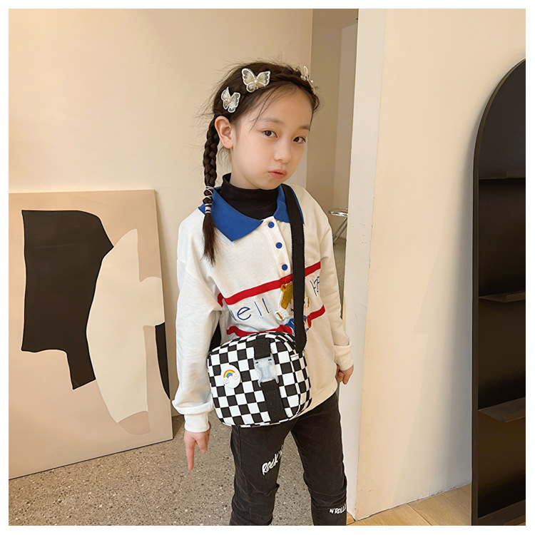 127g Weight Polyester Lining Material Zipper Closure Type Sling Strap Strap Type Shoulder Bag, Crossbody Bag Bags Type Casual Occasion Nylon Material Plaid Pattern All Seasons Season Kid'S, Women's Gender Cute Style Square Shape Kid'S Women's Nylon Plaid Cute Square Zipper Shoulder Bag Crossbody Bag 19
