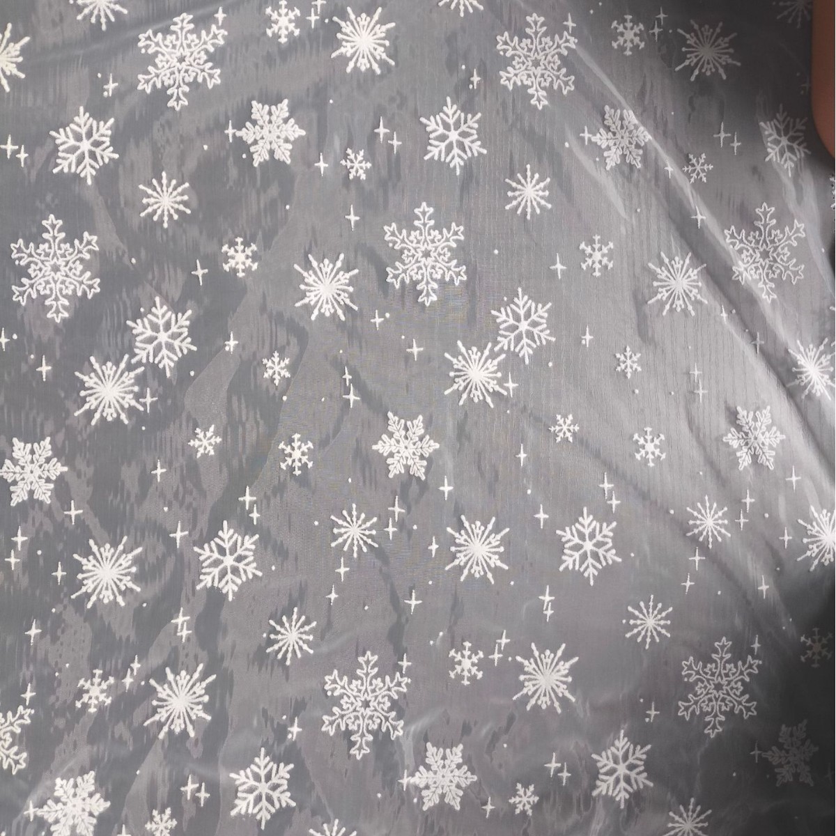 厂家定制欧根纱植绒冰雪奇缘瑞士网雪花女装纱裙圣诞节装饰面料