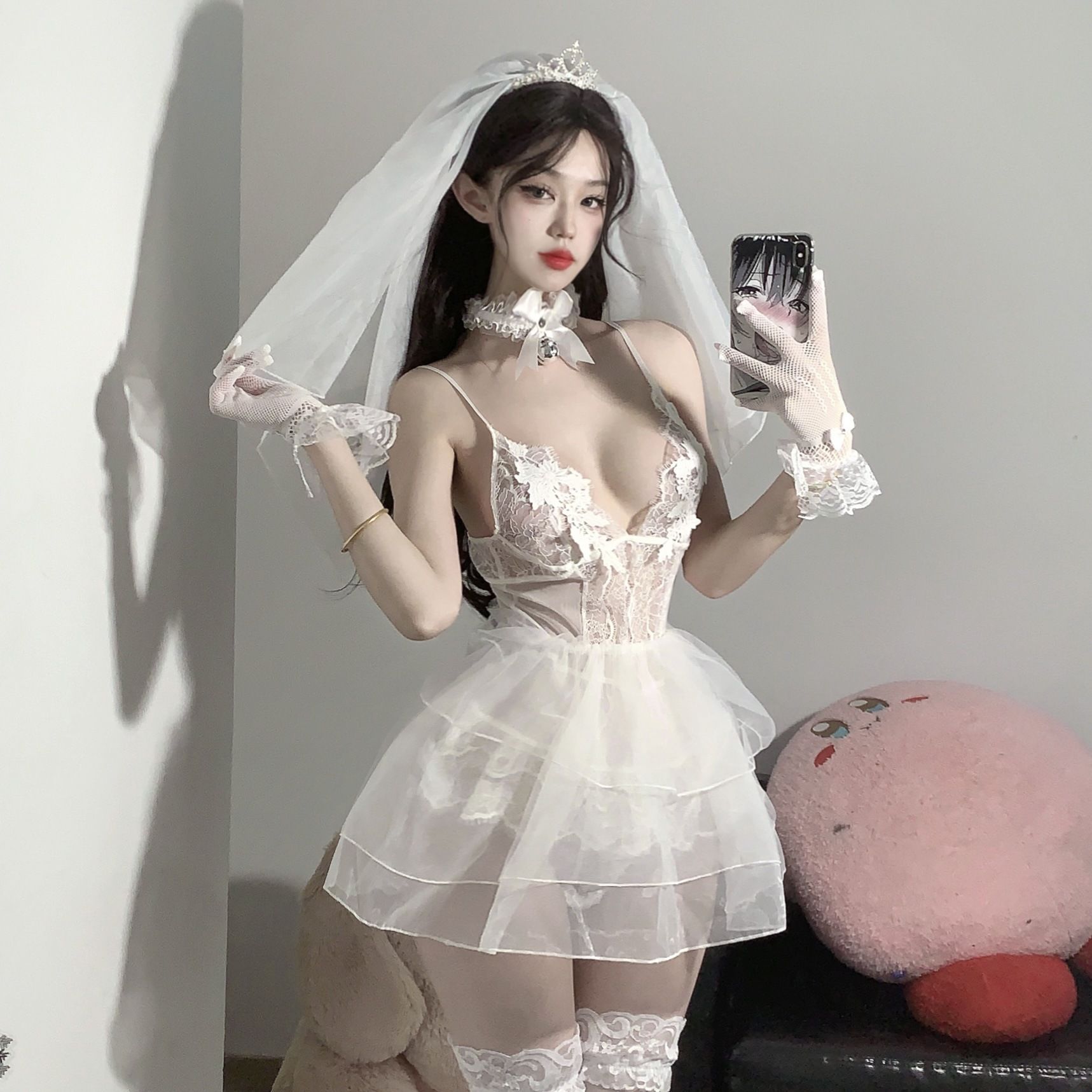 4258 신부복 + 8076 흰색 장갑 + S1 흰색 스타킹 + 8029 넥링