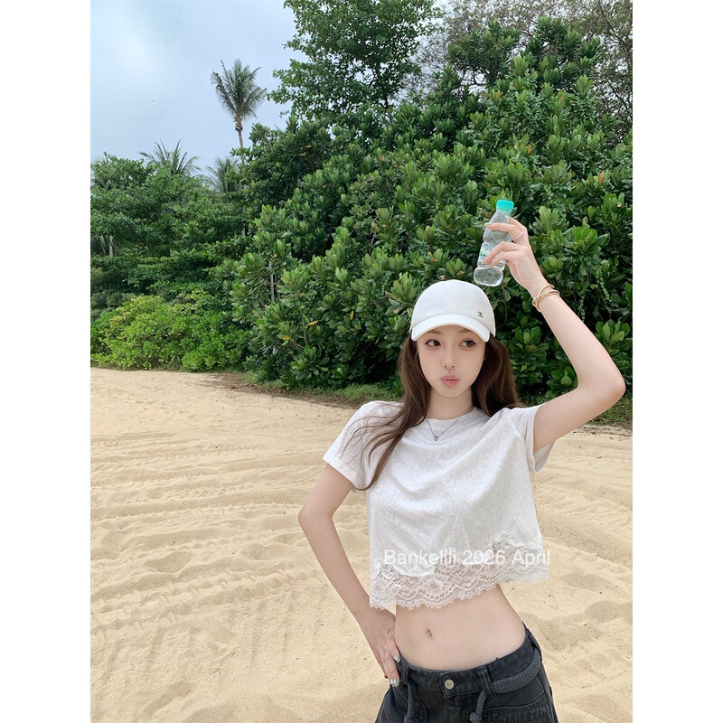 New High-End Korean-Style White Lace-Trimmed Short-Sleeve T-Shirt for Women, Summer Slim-Fit Short Top, New Model New High-End Korean-Style White Lace-Trimmed Short-Sleeve T-Shirt for Women, Summer Slim-Fit Short Top, New Model
