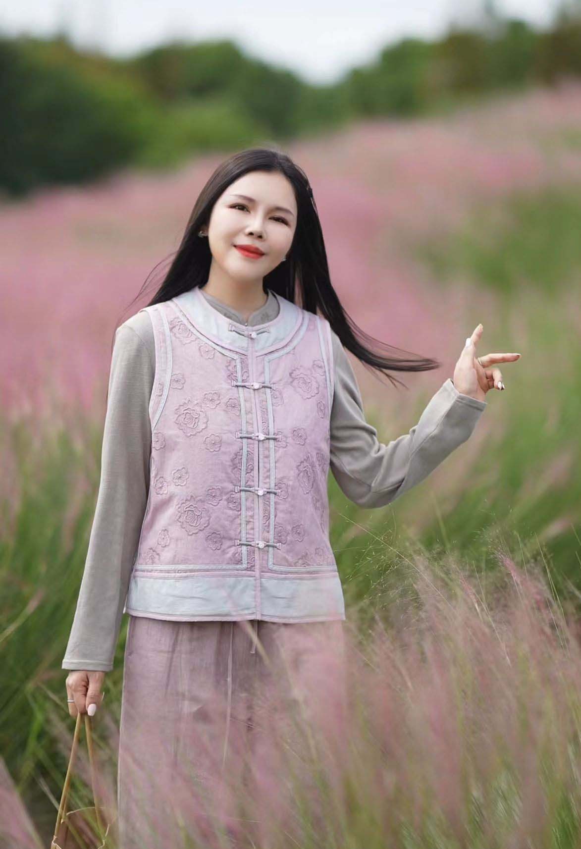 2025 otoño y invierno nuevo estilo chino nuevo estilo nacional ramie bordado chaleco de algodón de color sólido retro chaleco sin mangas abrazadera de caballo