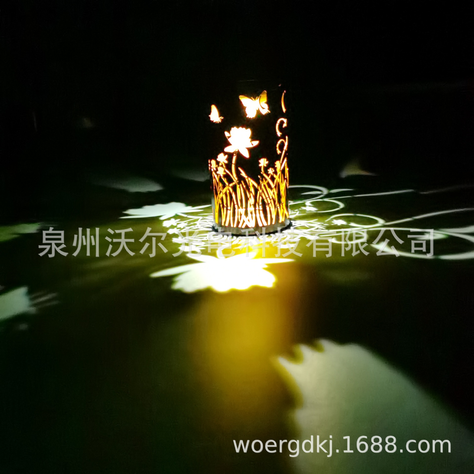 亚马逊跨境 热销LED镂空太阳能灯笼防水IP65草坪灯庭院装饰景观灯