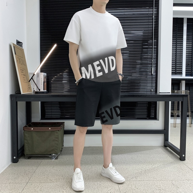 Verano hombre casual juego deportivo marca de tendencia grande suelto impresión de alta calidad juego de color gradiente