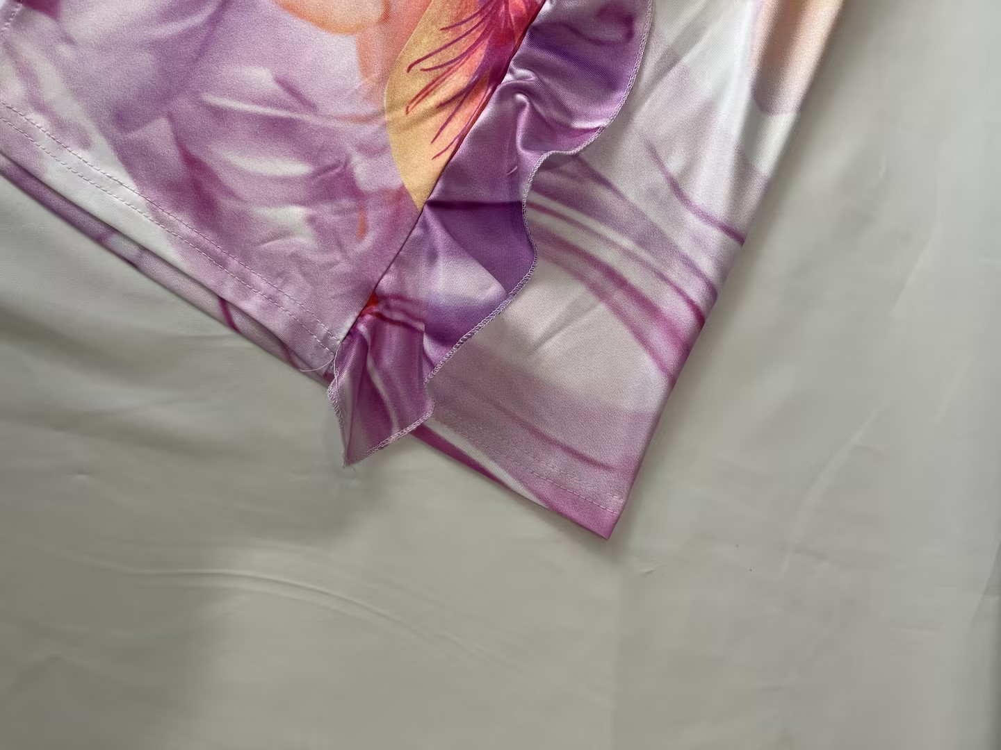 Elegant Floral Maxi Dress – Women’s V-Neck Slit Dress For Vacation & Beach Getaways_ecoleips.com