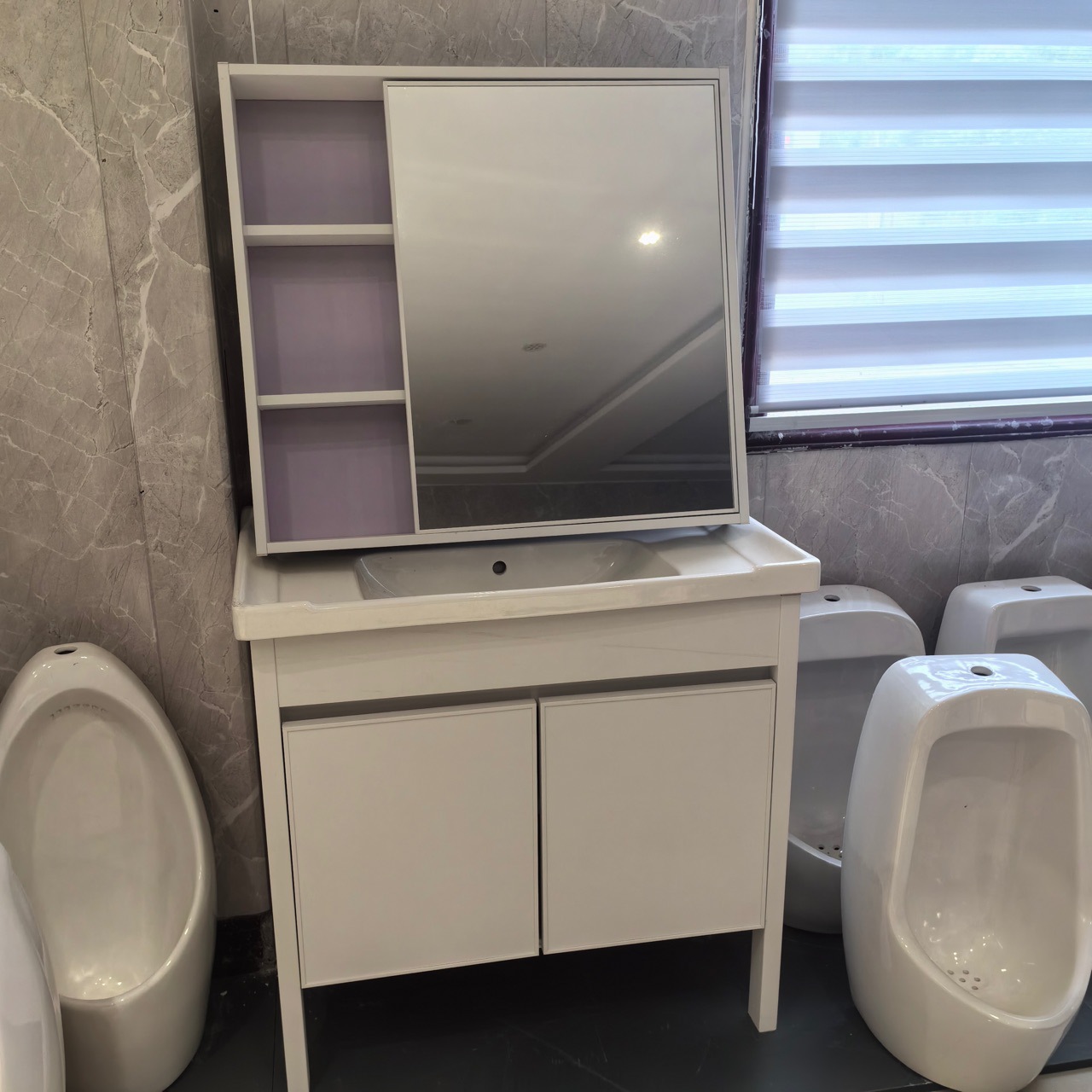 厂家直销碳钢浴室柜 落地式洗脸盆浴室柜洗手盆柜组合洗漱台卫生