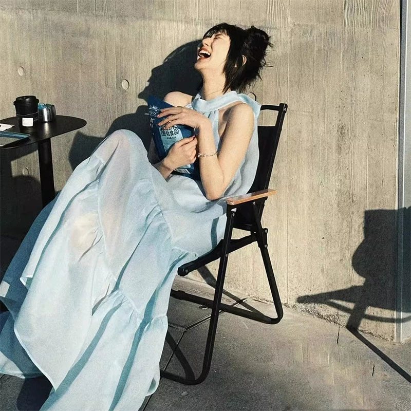 Платье с шеей Летний лук на пляже для отдыха без рукавов Темперамент синий торт пляжный дизайн дизайн длинное платье