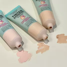 唇釉;腮红、胭脂;眼影