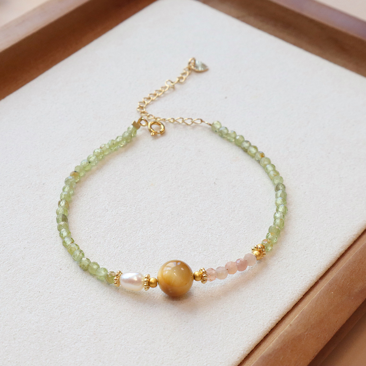 French-style Niche Design Natural Peridot, Golden Rutilated Quartz, Agate Beaded Layered Mix-and-match Simple And_voghion.com
