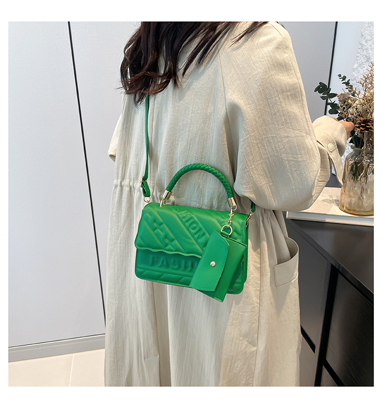Ladies' candy-colored stylish handbag, 2024 autumn new ins single-shoulder crossbody bag, stylish embossed small square bag undefined