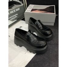 2026�����¿���Ƥ����ɸ�һ�_�Ř���ЬŮ�͹�Ӣ����ɫСƤЬ��Ь