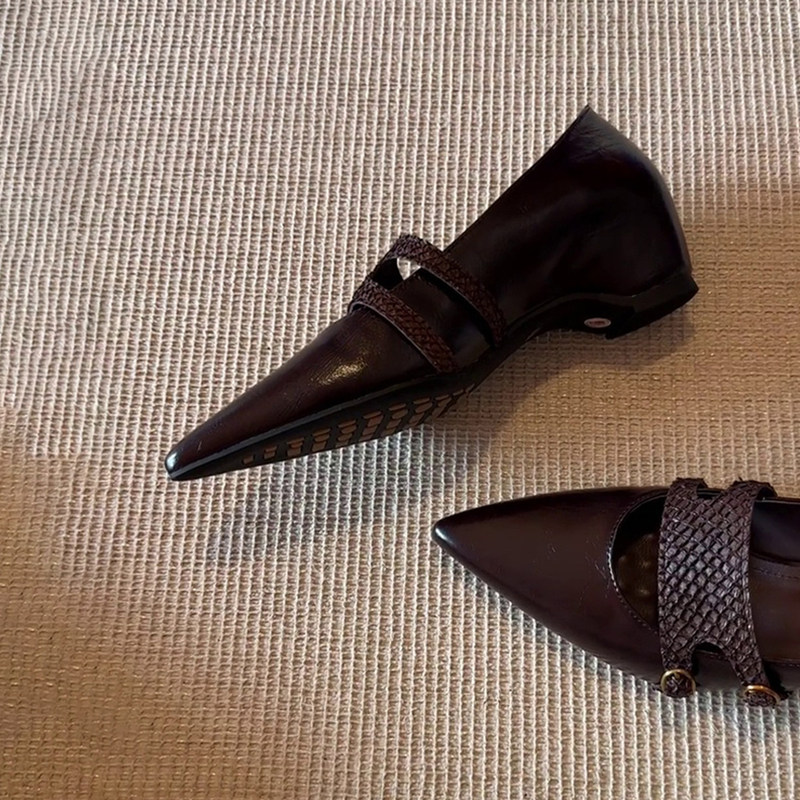 Sheepskin Version~Retro Pointed-Toe Mary Jane Shoes with Hidden Height Increase for Women, Shallow Slip-On Commuter Shoes with a French-Style Elegance Sheepskin Version~Retro Pointed-Toe Mary Jane Shoes with Hidden Height Increase for Women, Shallow Slip-On Commuter Shoes with a French-Style Elegance