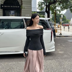 5werkwen 轻熟冷调 早秋设计感一字领慵懒上衣