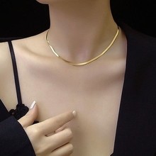 ���R�����ƽ�߹���䓲���ɫС���OӋ�е�Ƭ朰ٴ�ë������Ů