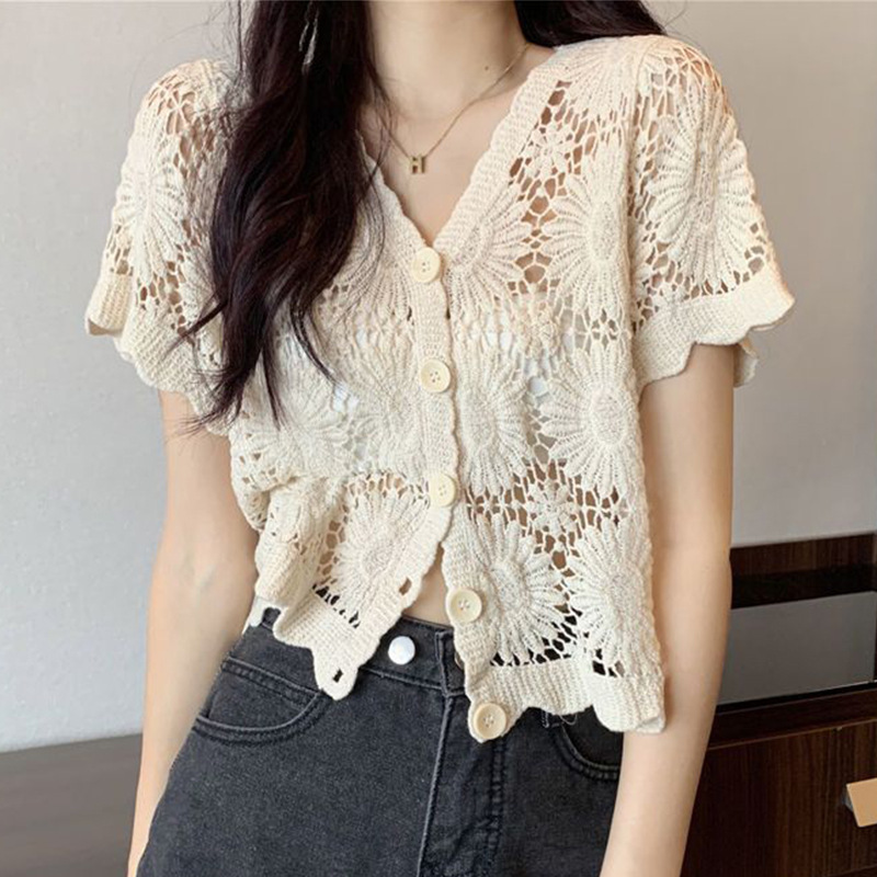 Factory Direct Supply New Korean Style Hollow Crochet Sweater Women's All-match Lazy Style Age-reducing Thin Cardigan Top