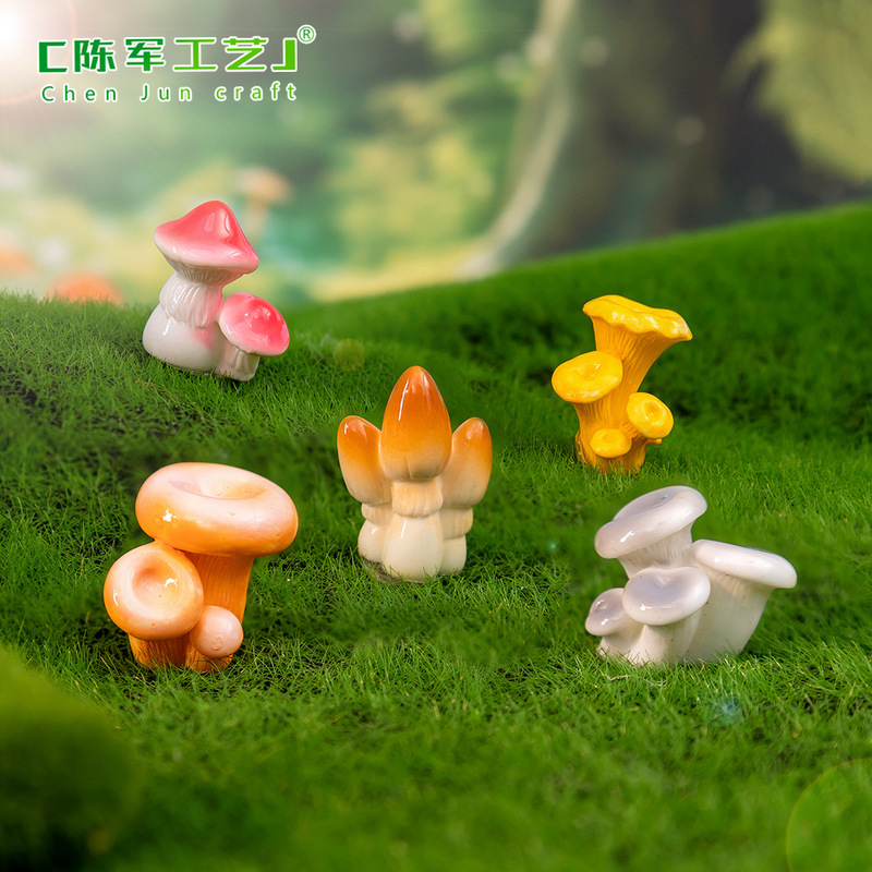 Moss micro landscape creative simple simulation small mushroom diy succulent gardening landscape decoration accessories small ornaments