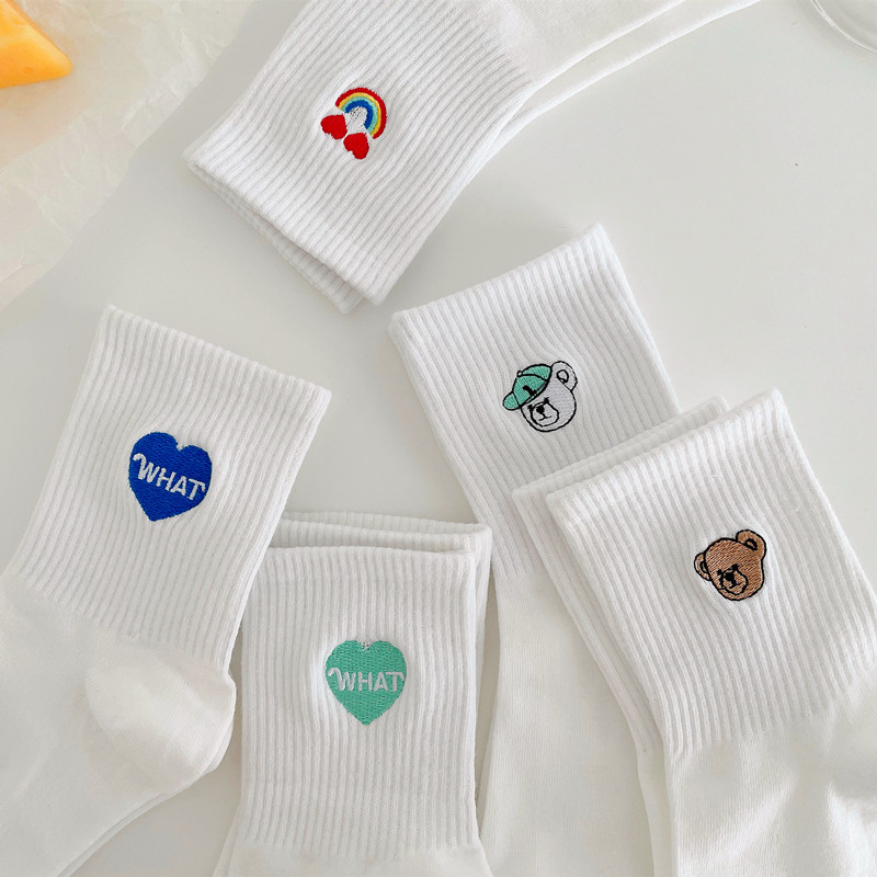 Couple Sports Socks Heart Embroidery White Socks Mid-tube Cotton Socks display picture 2