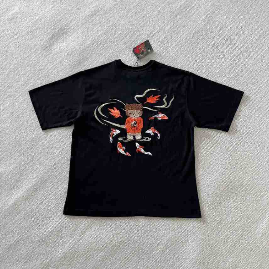 derschutze T-shirt Koi Embroidery Black