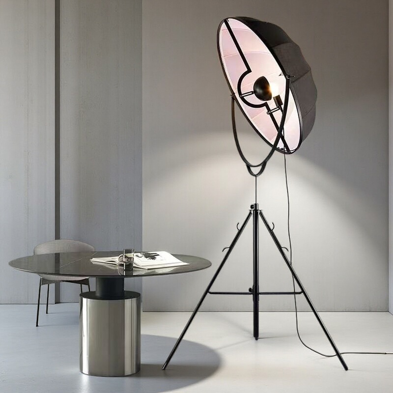 Nordic Creative Design Living Room Floor Lamp Industrial Style Sofa Side Studio Spotlight Tripod Ambient Standing Lamp