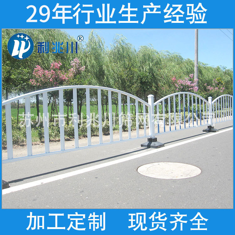边框护栏网 锌钢护栏市政小区护栏 产家围栏 双边丝护栏网